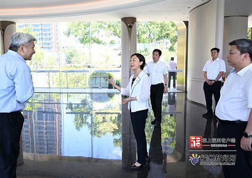 郭寧寧吳賢德帶隊在倉山區晉安區閩侯縣高新區開展“亮曬比學”活動