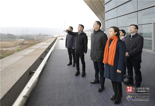 郭寧寧吳賢德調(diào)研三江口片區(qū)開發(fā)建設并開展“護河愛水、清潔家園”活動