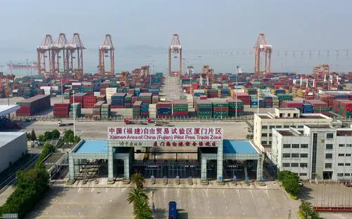 福建省習近平新時代中國特色社會主義思想研究中心在人民日報發表署名文章