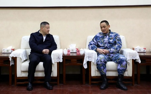 共敘軍民魚水情——區(qū)委主要領(lǐng)導(dǎo)帶隊(duì)走訪慰問(wèn)省消防救援總隊(duì)、福州警備區(qū)、倉(cāng)山區(qū)公安分局