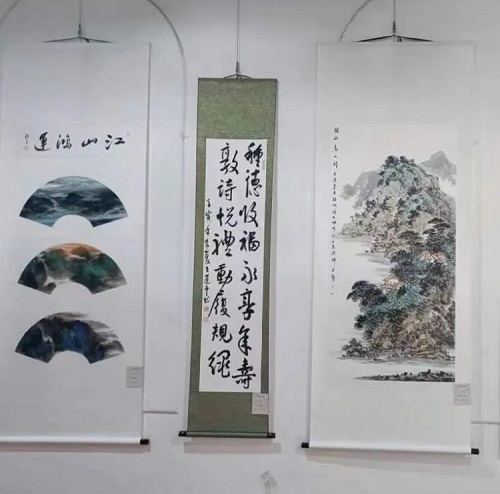 閩江之心丨“翰墨頌盛世一一喜迎黨的二十大書畫作品展”在倉山區煙山畫院開幕