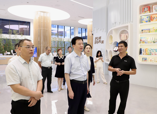 省委網信辦領導赴福州市倉山區宣講黨的二十屆三中全會精神并開展調研