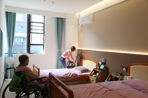 蓋山鎮居家社區養老服務照料中心啟用