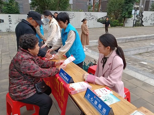 【憲法宣傳周】大力弘揚(yáng)憲法精神，推動(dòng)進(jìn)一步全面深化改革