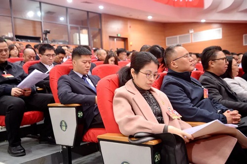 倉山區(qū)政協(xié)十屆四次會(huì)議勝利閉幕