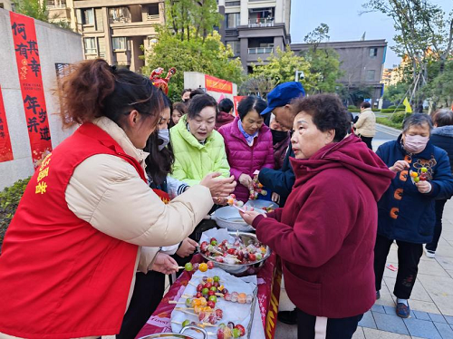 建新鎮建華社區：黨建引領添活力，迎春歡聚暖民心