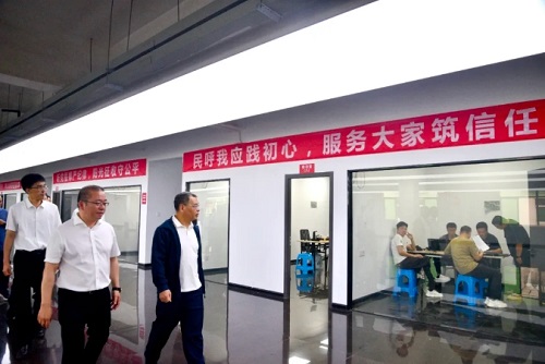 【強產業 優環境】區委主要領導現場辦公推進重點項目征遷