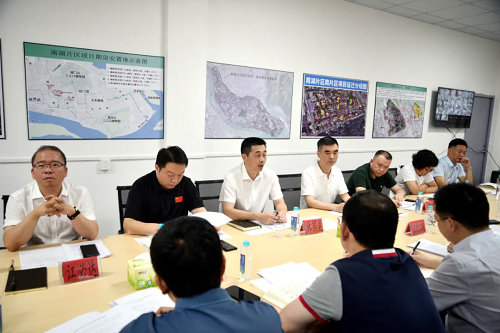 【強產業 優環境】區政府主要領導現場辦公推進三江口片區項目征遷建設
