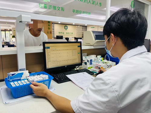 倉山區藥品追溯進入“碼時代”