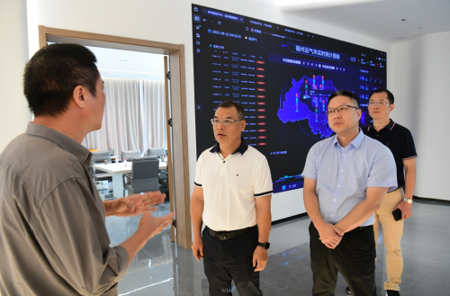 倉(cāng)山區(qū)黨政主要領(lǐng)導(dǎo)走訪服務(wù)企業(yè)并開(kāi)展節(jié)前安全生產(chǎn)檢查 倉(cāng)山區(qū)黨政主要領(lǐng)導(dǎo)走訪服務(wù)企業(yè)并開(kāi)展節(jié)前安全生產(chǎn)檢查