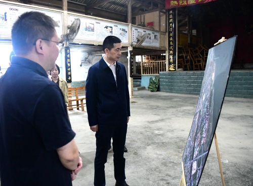 區(qū)政府主要領(lǐng)導(dǎo)深入基層一線宣講黨的二十屆四中全會(huì)精神并督導(dǎo)愛衛(wèi)、生態(tài)環(huán)境保護(hù)等工作 區(qū)政府主要領(lǐng)導(dǎo)深入基層一線宣講黨的二十屆四中全會(huì)精神并督導(dǎo)愛衛(wèi)、生態(tài)環(huán)境保護(hù)等工作