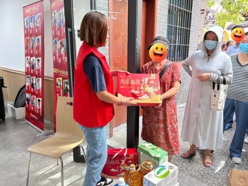 【網絡中國節·中秋】情滿雙節 樂享鄰里—對湖街道開展迎中秋慶國慶系列活動 【網絡中國節·中秋】情滿雙節 樂享鄰里—對湖街道開展迎中秋慶國慶系列活動