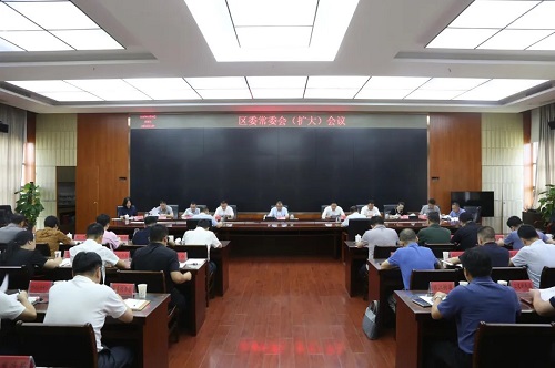 倉山區廣大黨員干部認真學習貫徹全會精神，反響熱烈