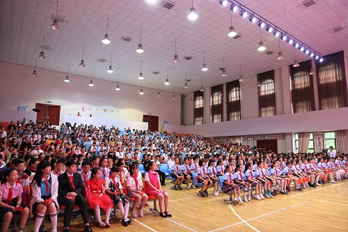 倉山區舉行慶祝新中國成立70周年暨“我和祖國共成長”六一主題活動