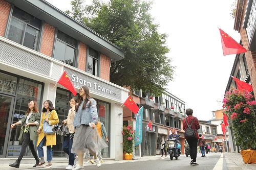 老味道 新形象 學(xué)生街特色街區(qū)改造“歸來”