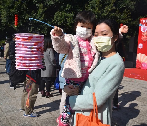 【網絡中國節?元宵】亮燈迎元夕 臨水送福來