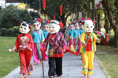 【網(wǎng)絡中國節(jié)·元宵】福建福州：民俗巡游