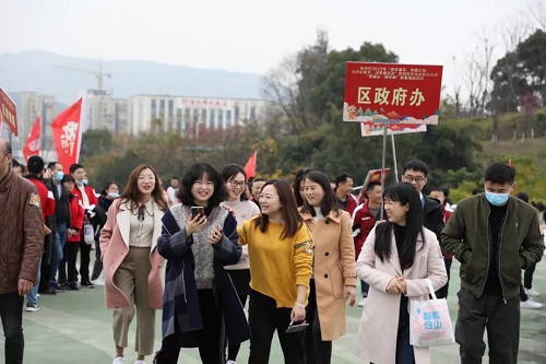 【網絡中國節·春節】倉山區舉辦“登福山·迎冬奧”新春登高活動