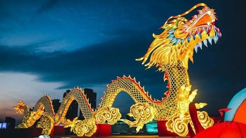 【網絡中國節·春節】福州年 最有福｜“龍耀閩江心 華彩熠滿倉”元宵燈會亮燈
