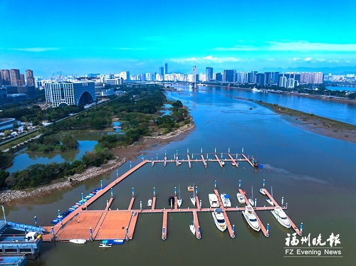 中國海洋裝備博覽會(huì)即將舉行 記者提前探訪游艇展區(qū)