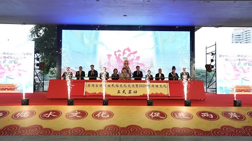 盛況空前！今天，這位“陸上女神”引熱議！