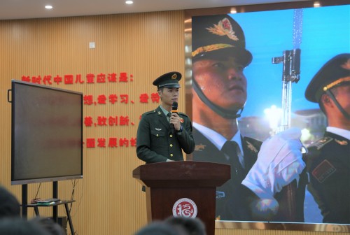 超燃!原天安門國旗護衛隊走進倉山校園 超燃!原天安門國旗護衛隊走進倉山校園